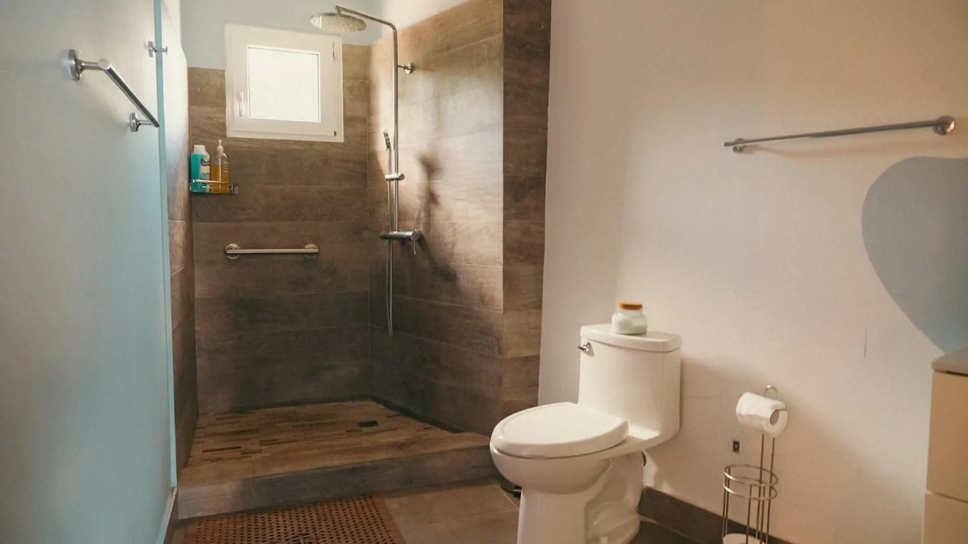 Caribe Rentals - Miramar San Juan